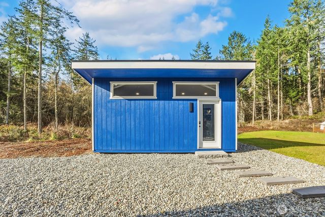 3237 Hilberg, Clinton, WA 98236