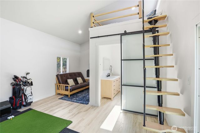 3237 Hilberg, Clinton, WA 98236