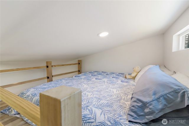 3237 Hilberg, Clinton, WA 98236