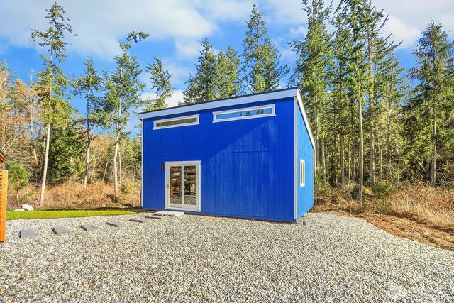 3237 Hilberg, Clinton, WA 98236