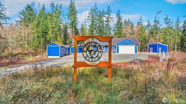 3237 Hilberg, Clinton, WA 98236