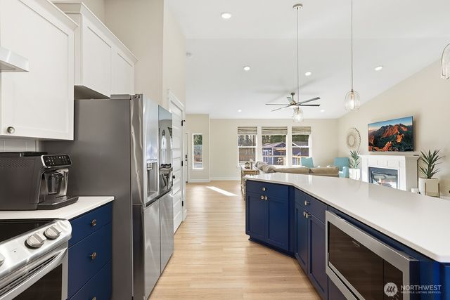 3237 Hilberg, Clinton, WA 98236