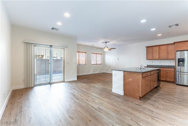 1134 Jesse Harbor Avenue, Henderson, NV 89014