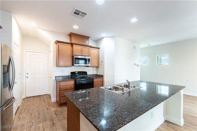 1134 Jesse Harbor Avenue, Henderson, NV 89014