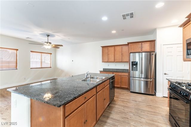 1134 Jesse Harbor Avenue, Henderson, NV 89014