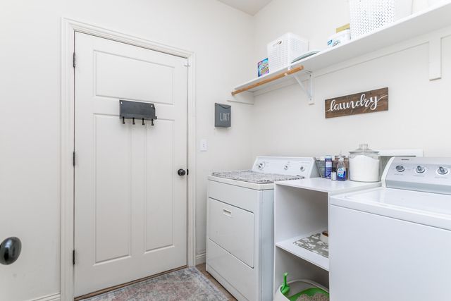 1581 S BERKLEY DR, Columbia, MO 65201