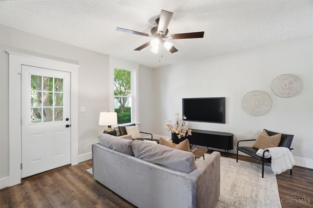 5312 Ravenna Street, Cincinnati, OH 45227
