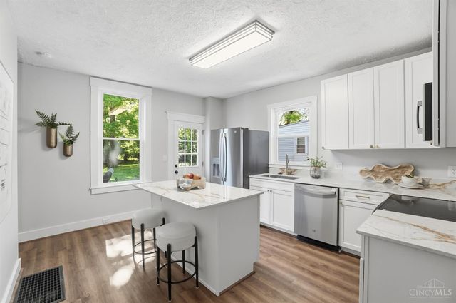 5312 Ravenna Street, Cincinnati, OH 45227
