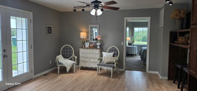 18877 E 1200 Road, Stockton, MO 65785