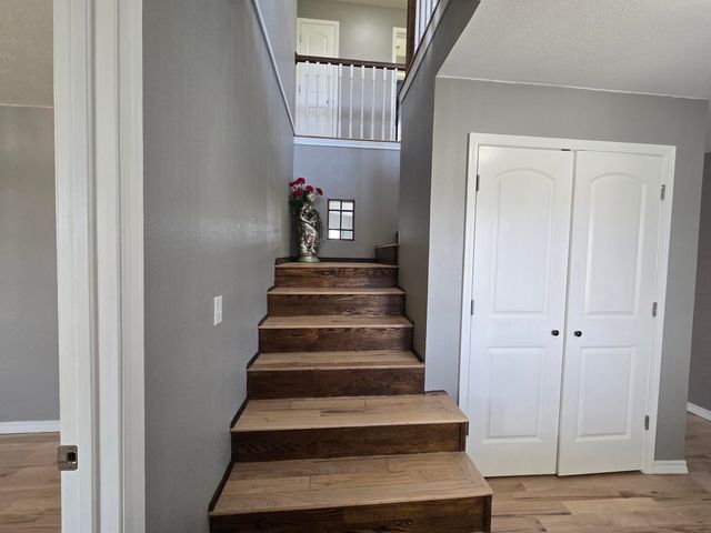 18877 E 1200 Road, Stockton, MO 65785