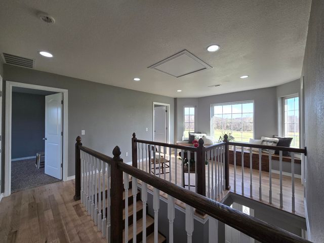 18877 E 1200 Road, Stockton, MO 65785