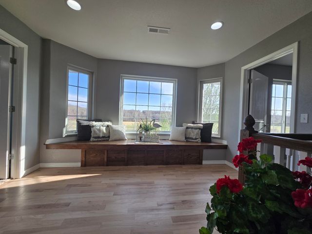 18877 E 1200 Road, Stockton, MO 65785