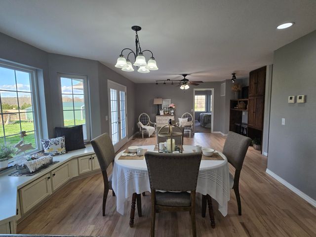 18877 E 1200 Road, Stockton, MO 65785