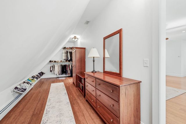 24 Old Stage Road, Hampton Falls, NH 03844