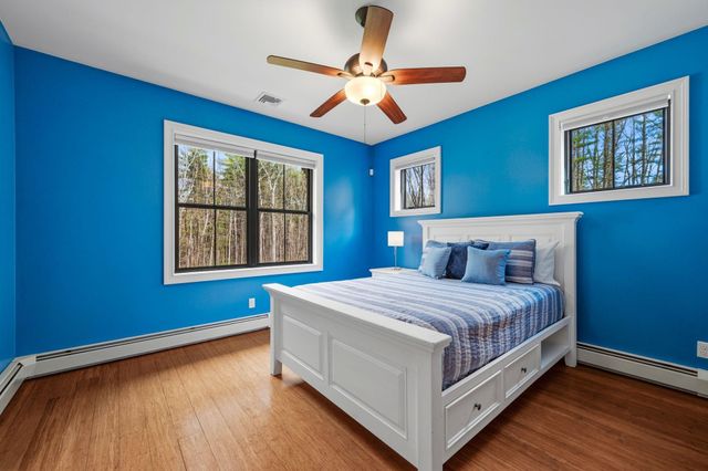 24 Old Stage Road, Hampton Falls, NH 03844