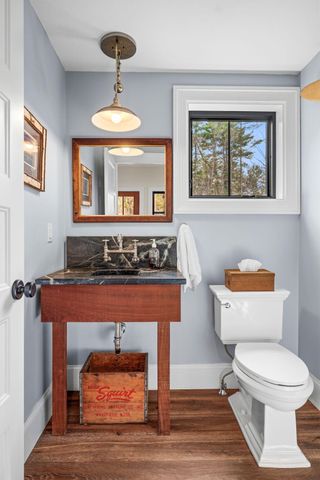 24 Old Stage Road, Hampton Falls, NH 03844