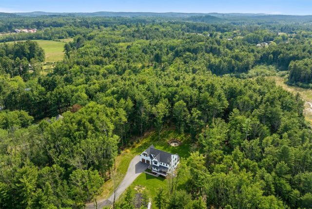 24 Old Stage Road, Hampton Falls, NH 03844
