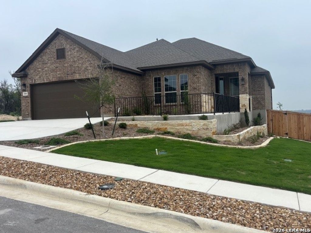 104 ALLIN OAKS, Universal City, TX 78148