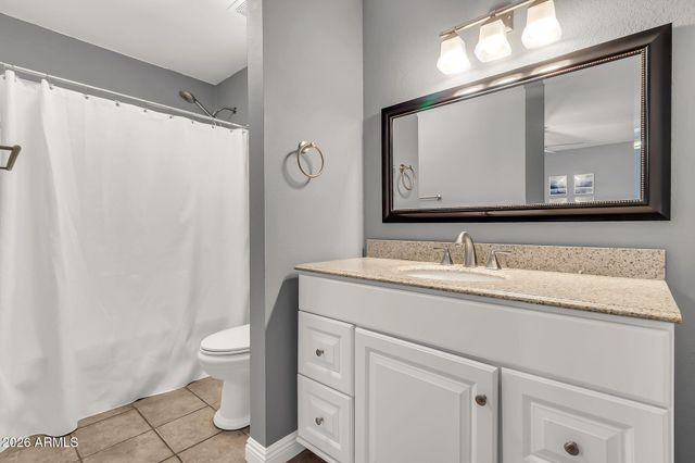 203 E Desert Lane, Gilbert, AZ 85234