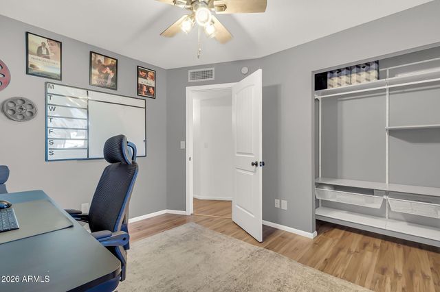 203 E Desert Lane, Gilbert, AZ 85234