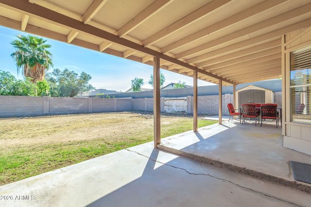 203 E Desert Lane, Gilbert, AZ 85234