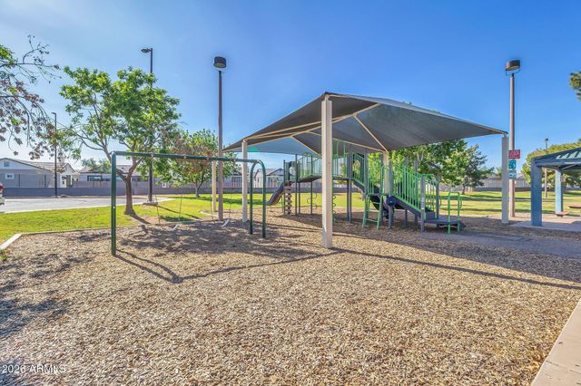 203 E Desert Lane, Gilbert, AZ 85234