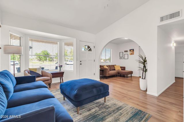 203 E Desert Lane, Gilbert, AZ 85234