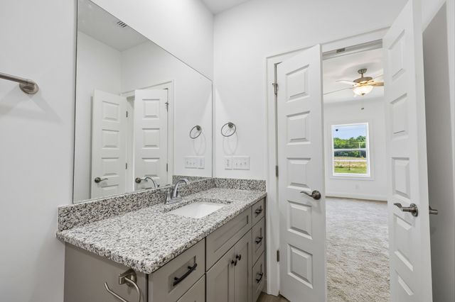 2216 Pickwick Place, Murfreesboro, TN 37127
