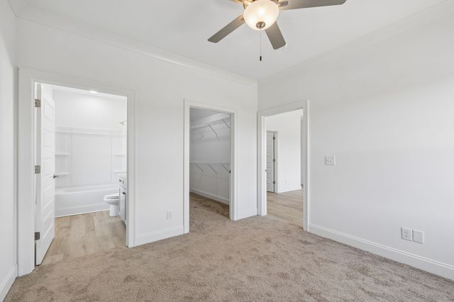 2216 Pickwick Place, Murfreesboro, TN 37127