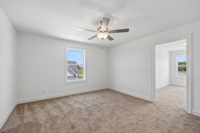2216 Pickwick Place, Murfreesboro, TN 37127