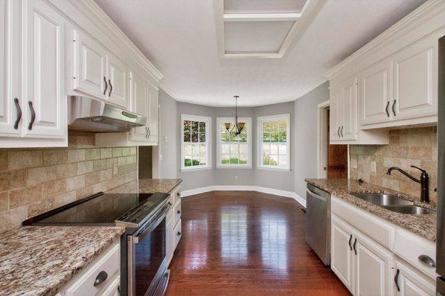 505 Lakeside Dr, Springfield, TN 37172