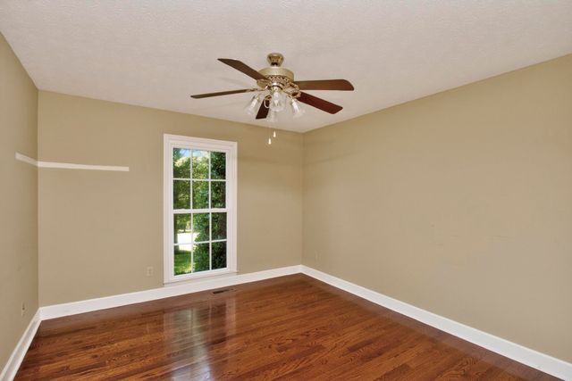 505 Lakeside Dr, Springfield, TN 37172