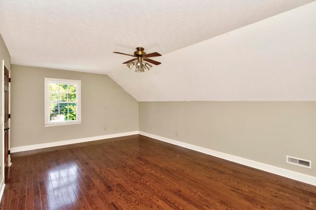 505 Lakeside Dr, Springfield, TN 37172