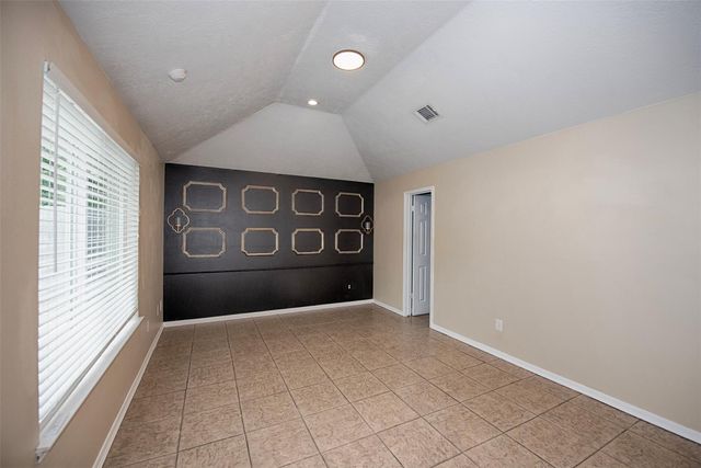 4714 Widerop Lane, Friendswood, TX 77546