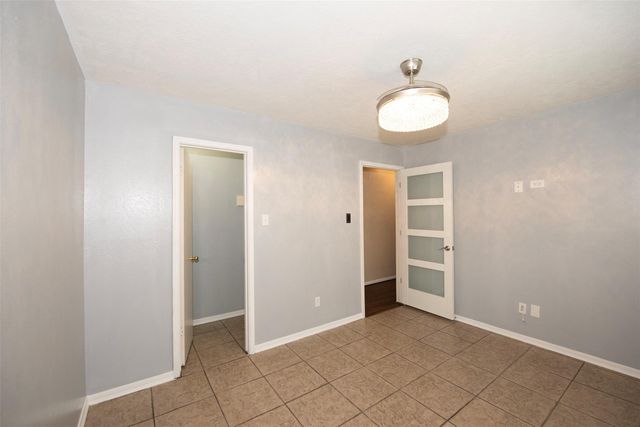 4714 Widerop Lane, Friendswood, TX 77546