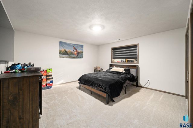 5312 S Chinook Ave Avenue, Sioux Falls, SD 57108