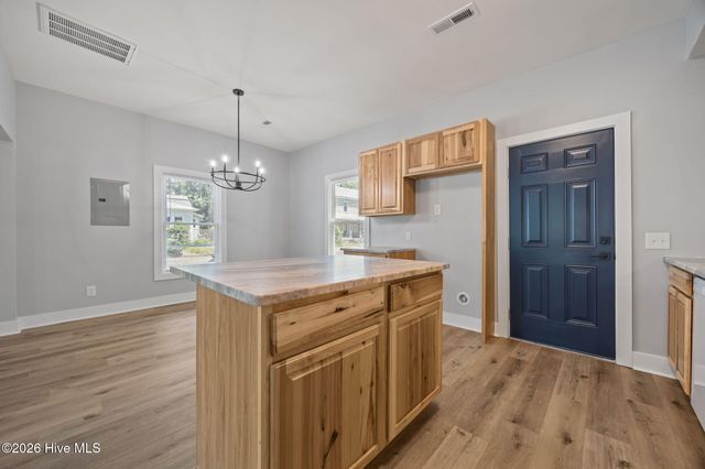 723 & 725 N Market Street, Washington, NC 27889