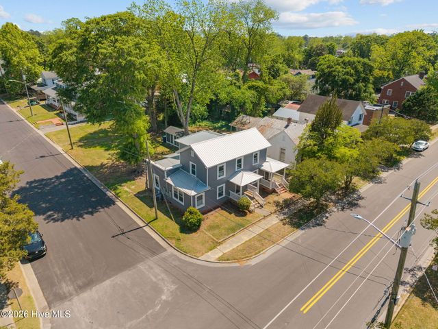 723 & 725 N Market Street, Washington, NC 27889