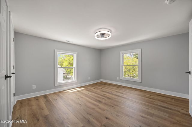 723 & 725 N Market Street, Washington, NC 27889