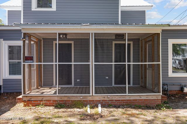 723 & 725 N Market Street, Washington, NC 27889