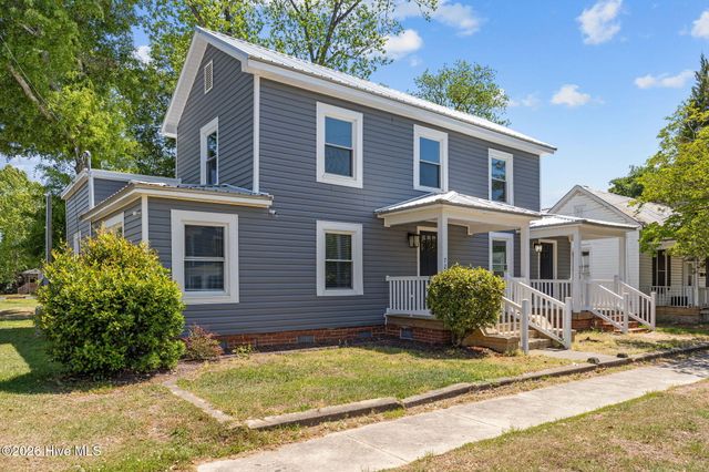 723 & 725 N Market Street, Washington, NC 27889