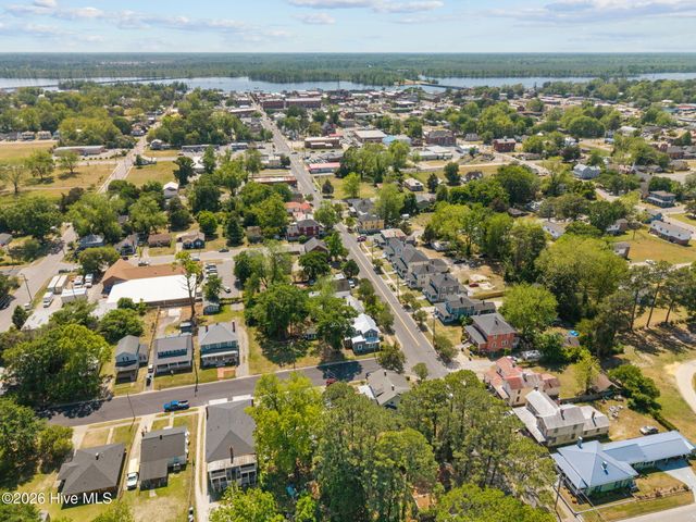 723 & 725 N Market Street, Washington, NC 27889