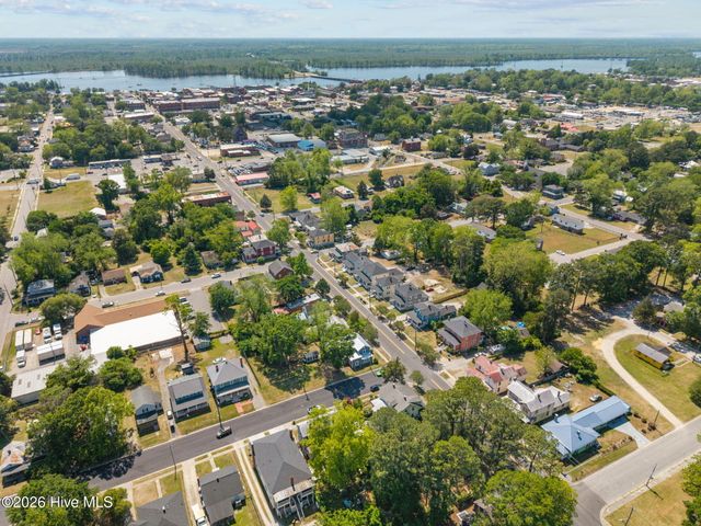 723 & 725 N Market Street, Washington, NC 27889