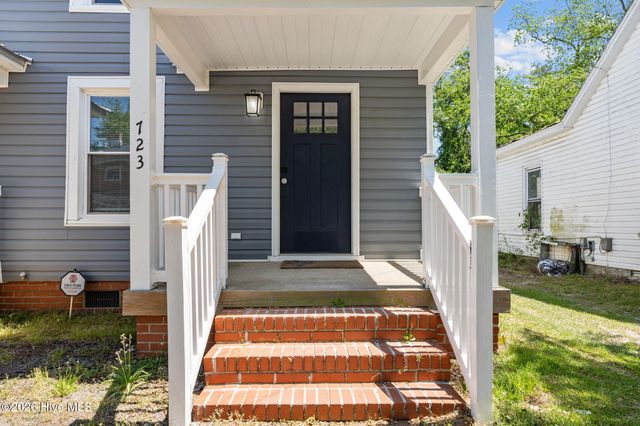 723 & 725 N Market Street, Washington, NC 27889