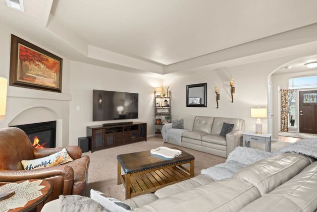 1115 S McMillan Rd, Spokane Valley, WA 99016