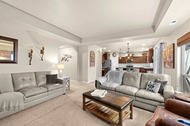 1115 S McMillan Rd, Spokane Valley, WA 99016