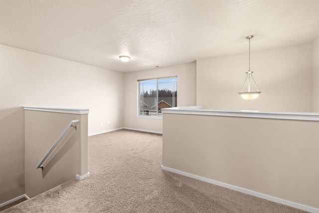 1115 S McMillan Rd, Spokane Valley, WA 99016