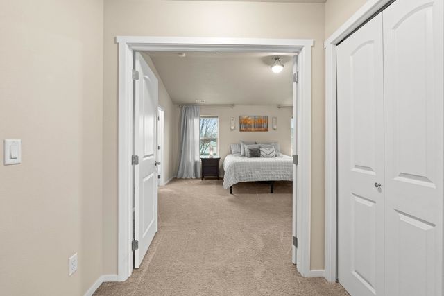 1115 S McMillan Rd, Spokane Valley, WA 99016