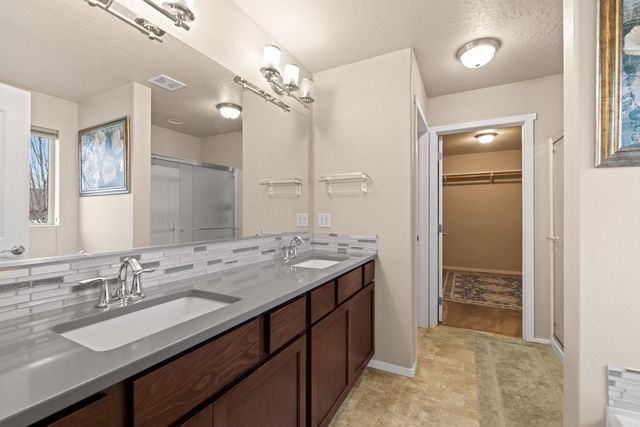 1115 S McMillan Rd, Spokane Valley, WA 99016