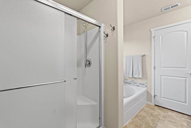 1115 S McMillan Rd, Spokane Valley, WA 99016